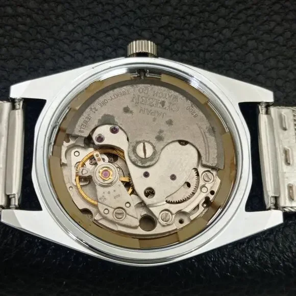 Vintage 1973 Citizen Automatic Mens Silver Watch W/daydate & White accents - Picture 9 of 9